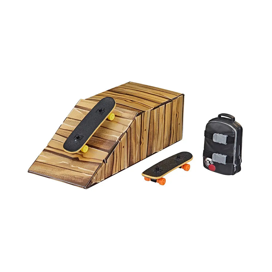 Fortnite Victory Royale Series: Back Board Food & Slurp Rider Accessory w/ Ramp Set Up