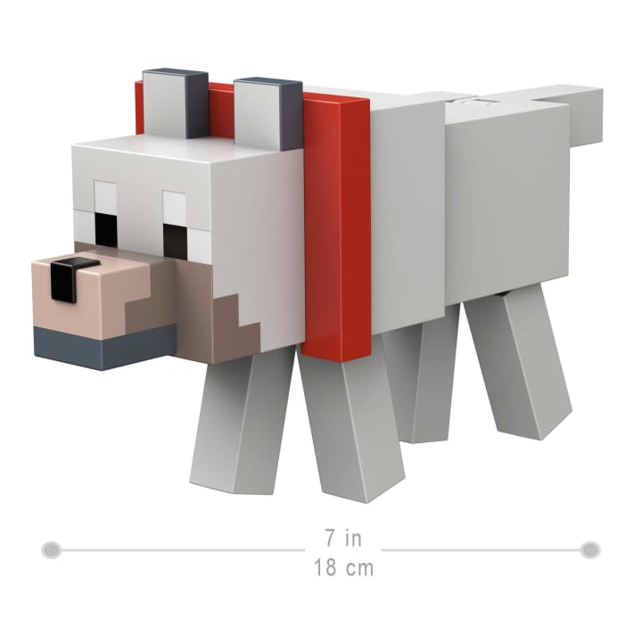 Minecraft Fusion Large Scale Figures: Buildable Action Figure: Wolf